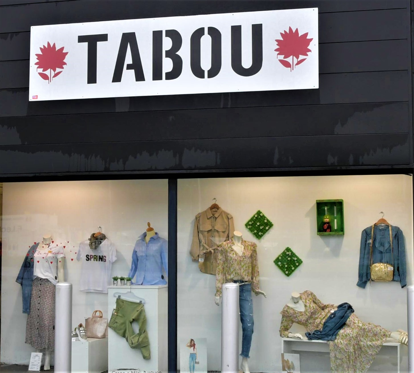 vitrine Tabou Limoux Taboustore